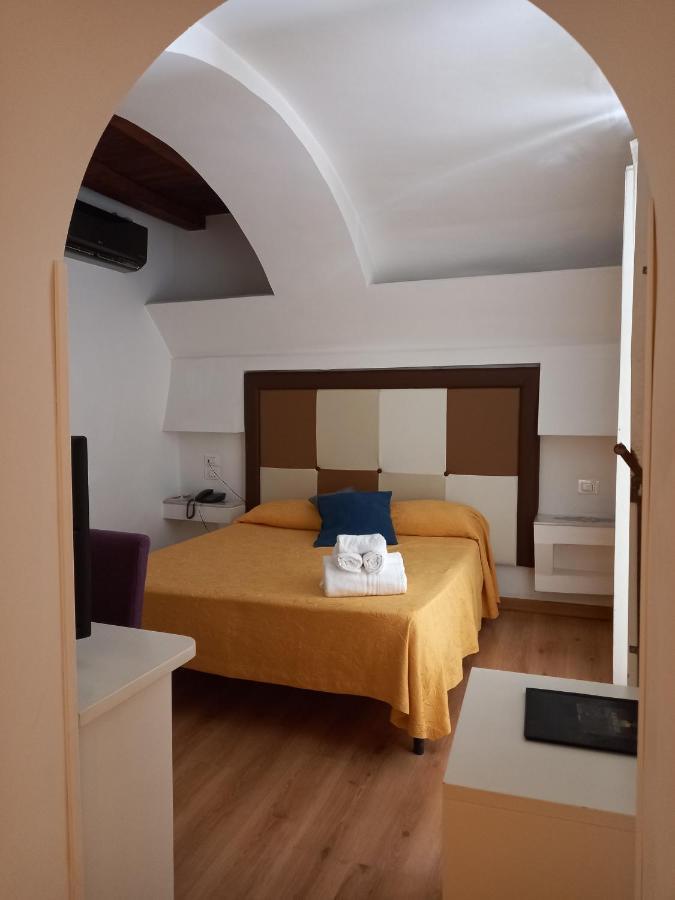 Suite Palazzo Luciani Salerno Eksteriør bilde